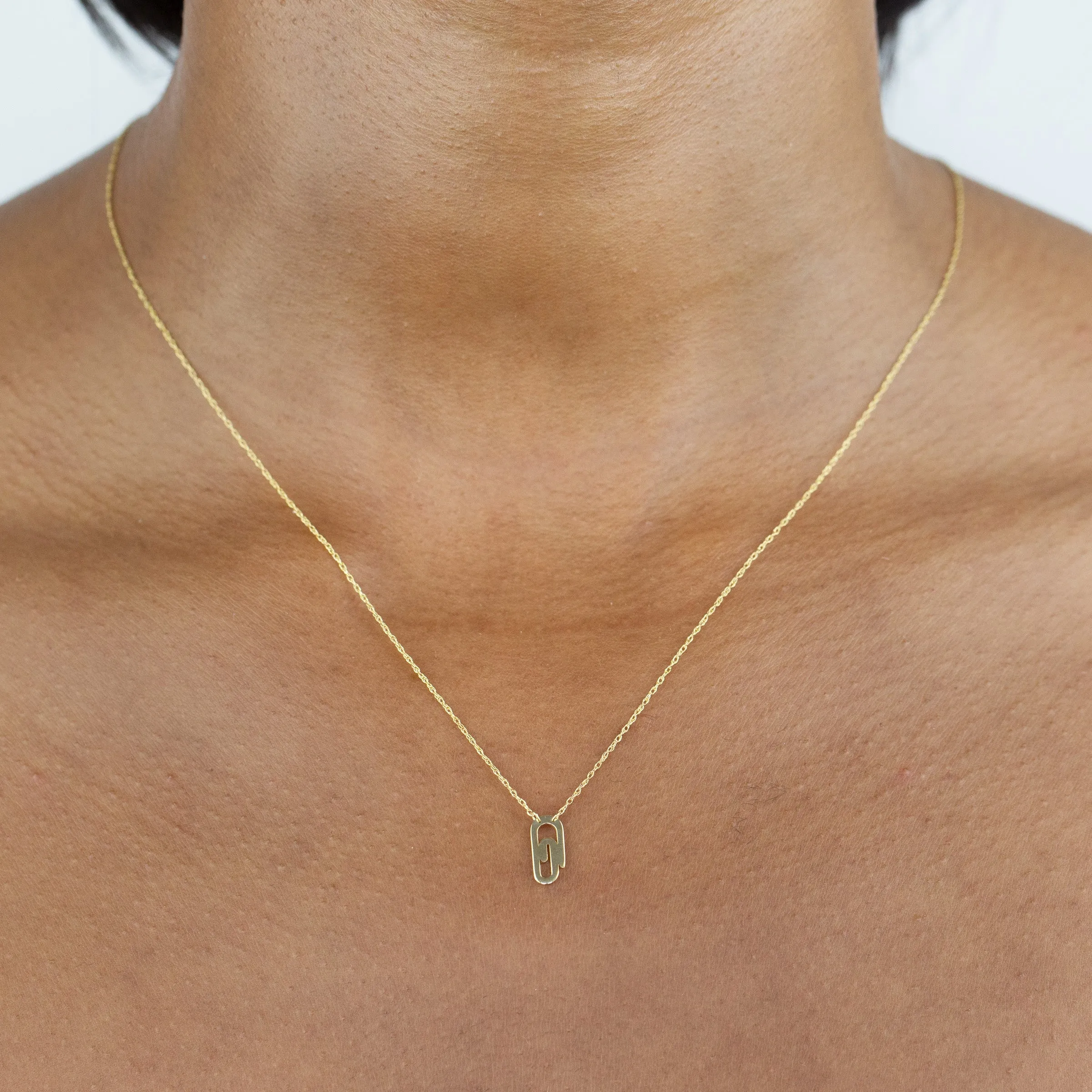 Mini Solid Paperclip Necklace 14K