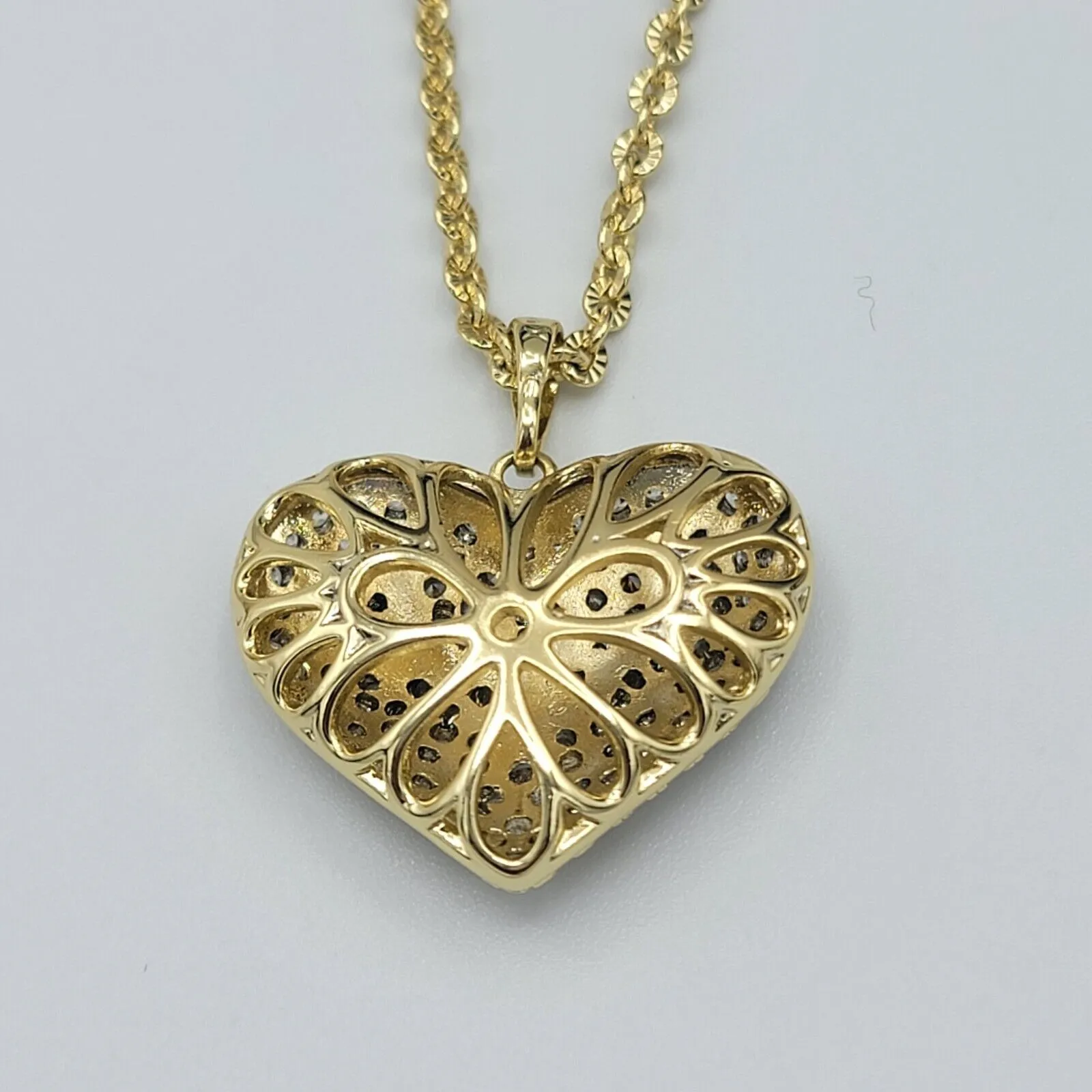 Necklaces - 14K Gold Plated. Crystal Puffed Icy LOVE HEART Pendant & Chain.