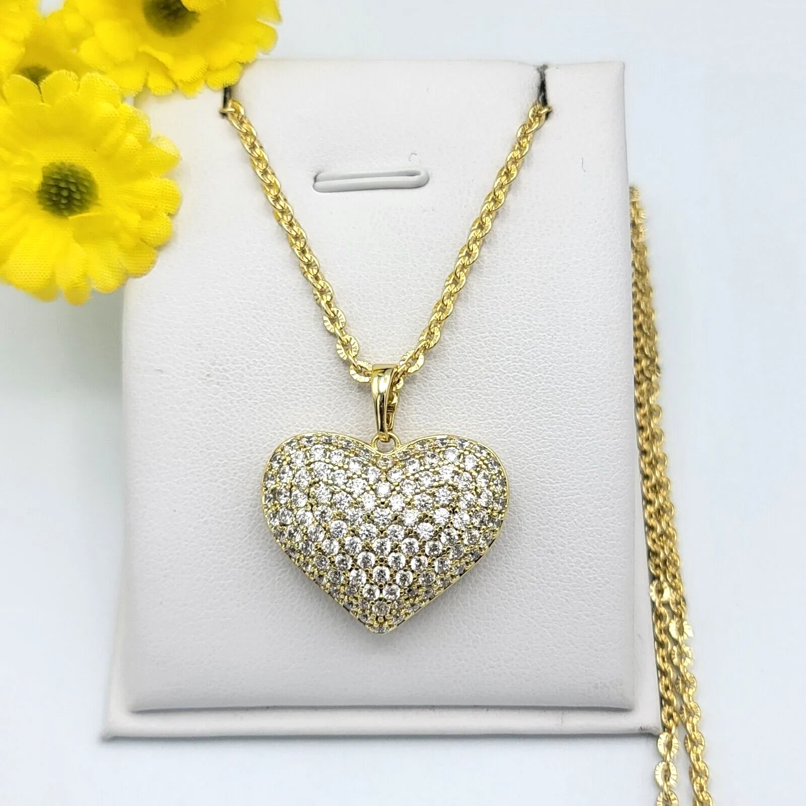 Necklaces - 14K Gold Plated. Crystal Puffed Icy LOVE HEART Pendant & Chain.