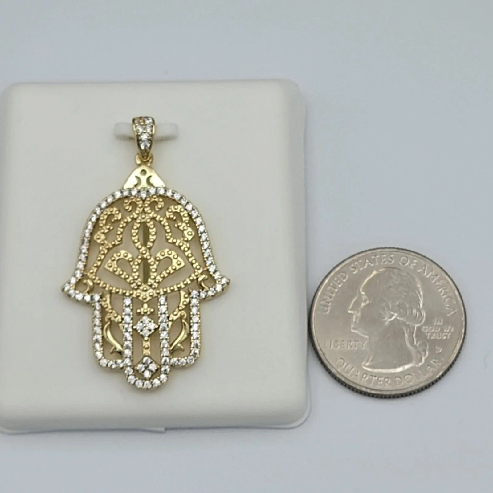 Necklaces - 14K Gold Plated. Hamsa Hand Pendant & Chain.