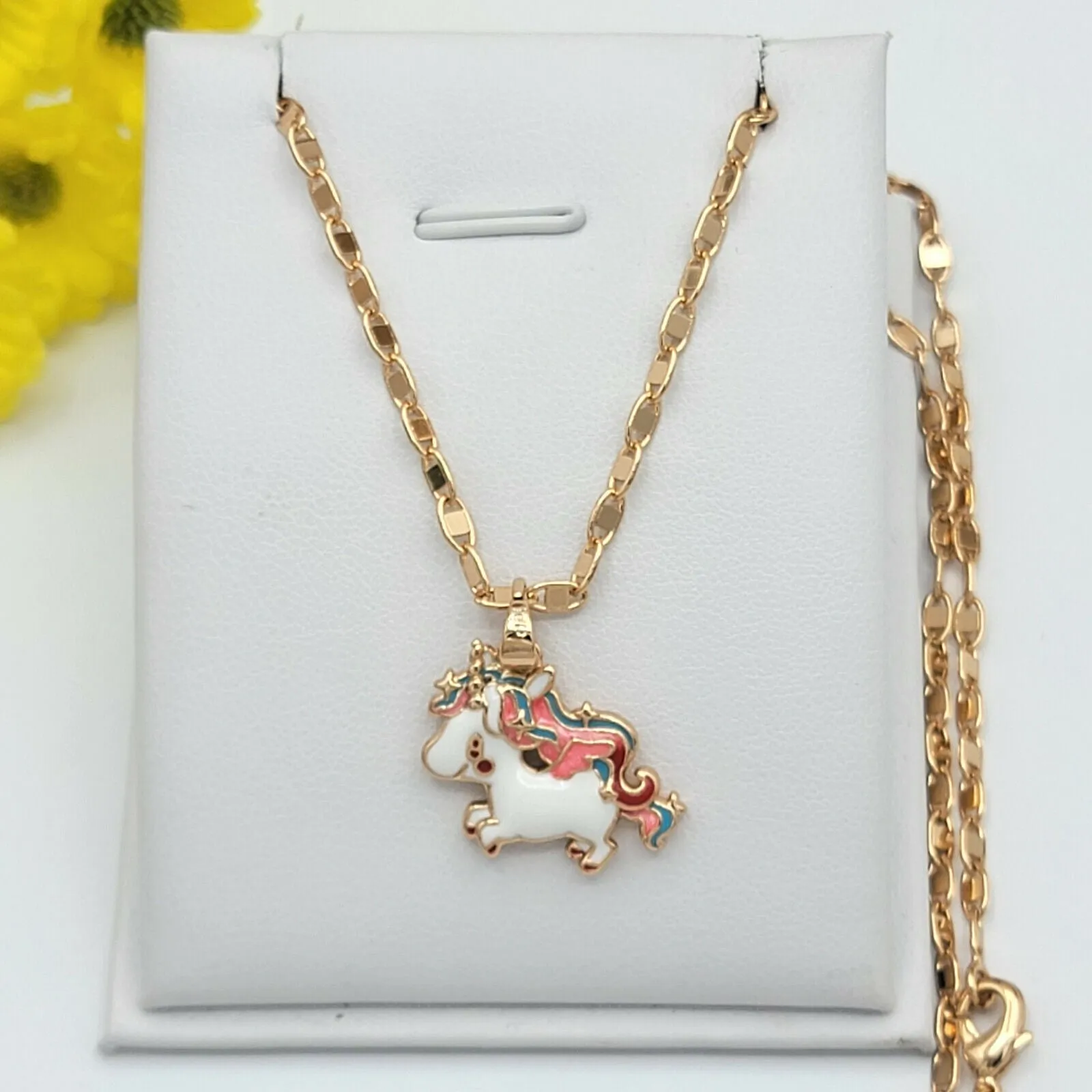 Necklaces - 18K Gold Plated. Unicorn Pendant & Chain.