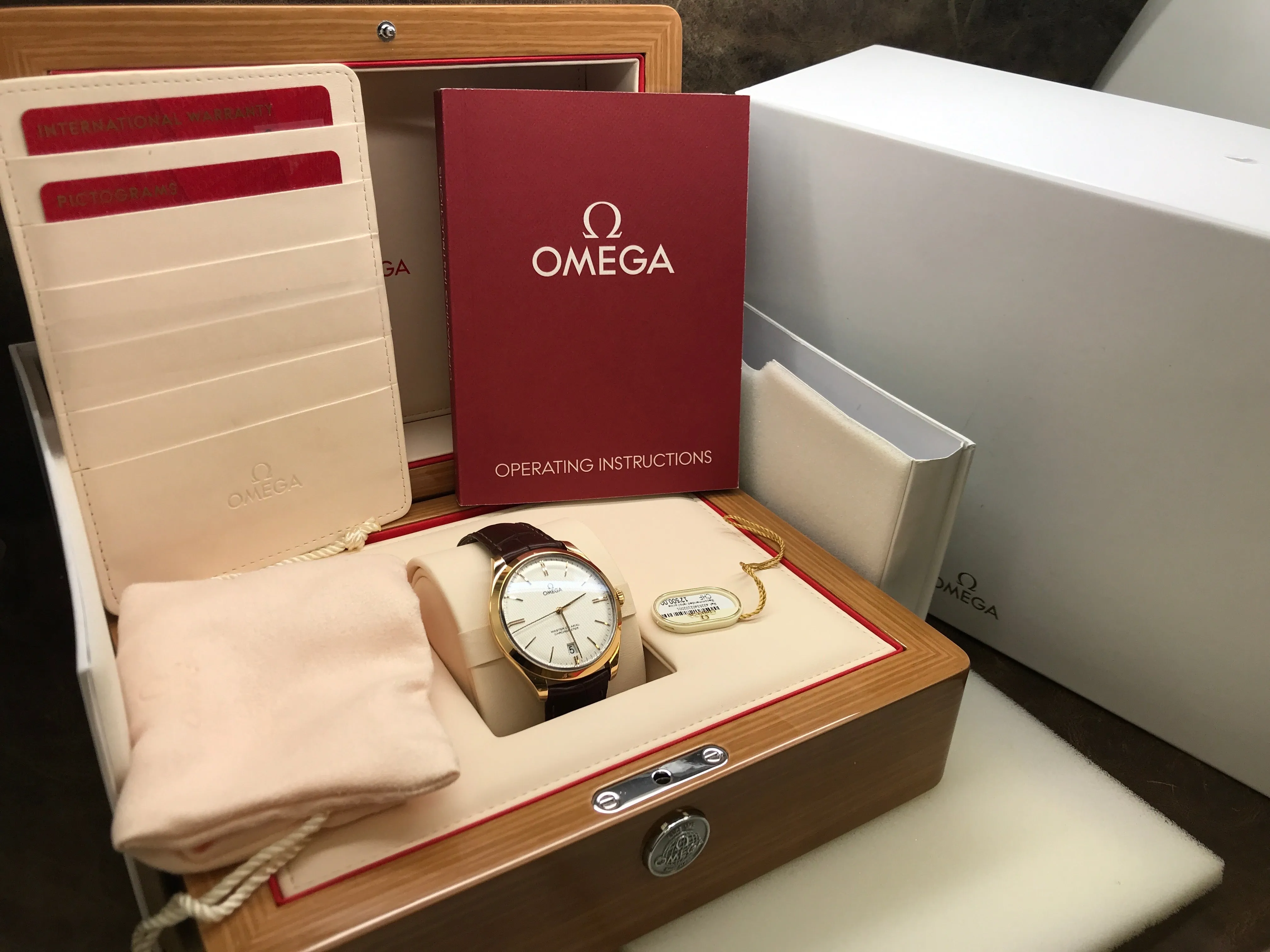 Omega De Ville Tresor Master Co-Axial 432.53.40.21.02.001 Silver Dial Manual-wind Men's Watch