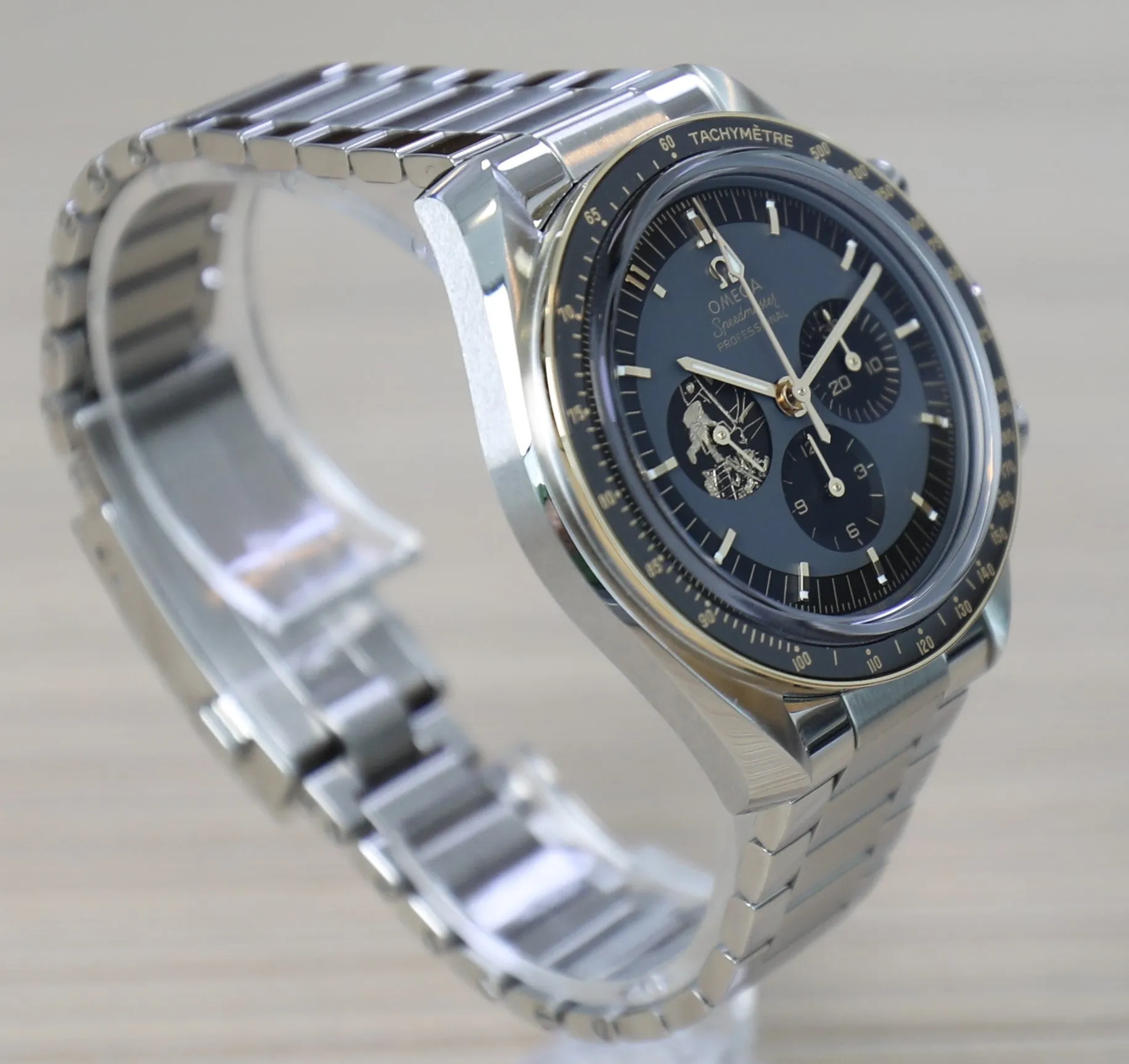 Omega Speedmaster Professional Moonwatch Apollo 11 50th – Perfect condition – Full Set