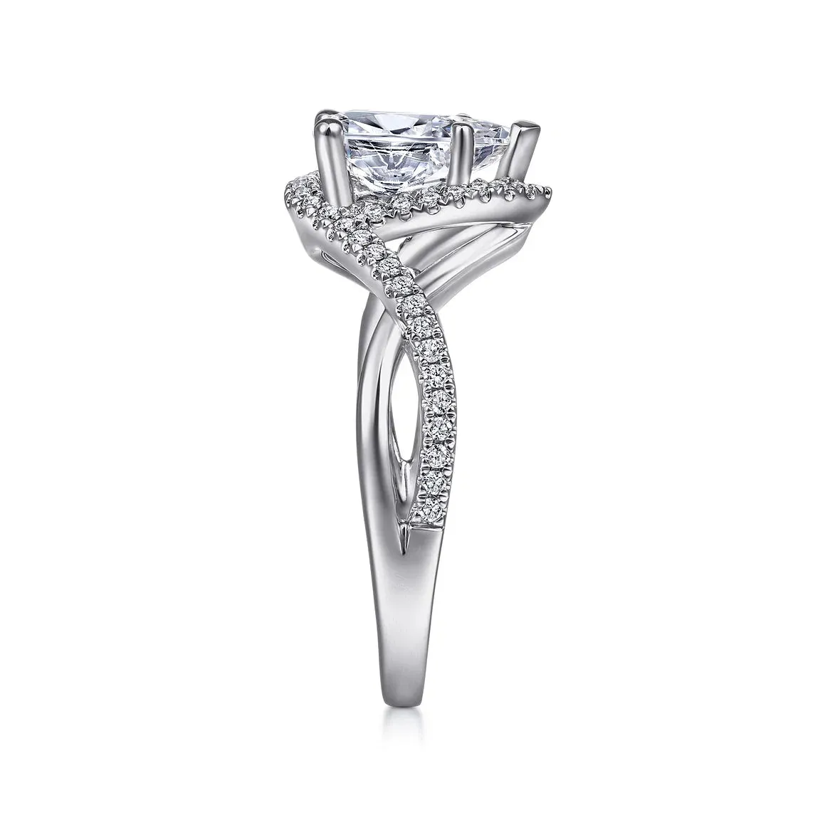 Pear Shape Twist Halo Diamond Engagement Ring Mounting