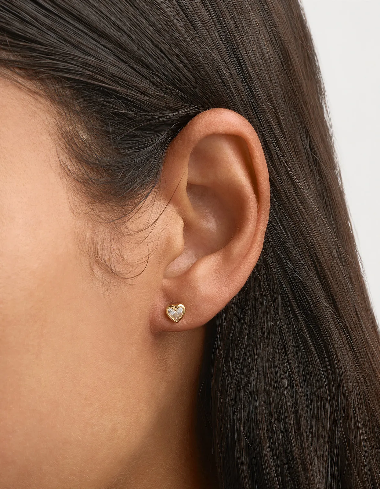 Radiant Heart Stud Earrings - 18K Gold Vermeil