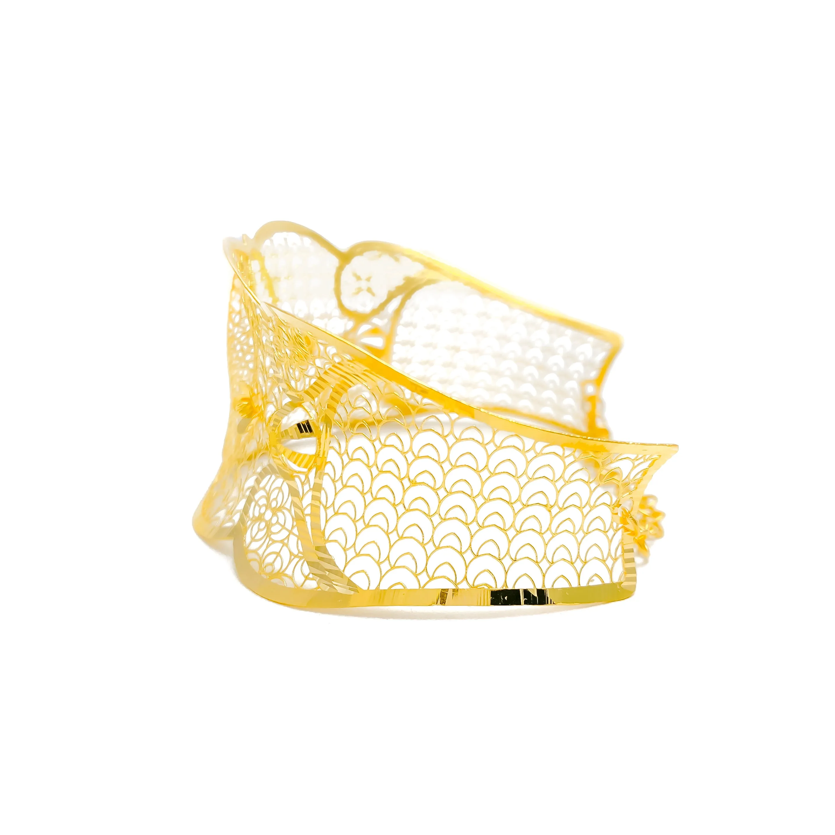 Stylish Grandiose 21K Gold Mesh Bangle Bracelet