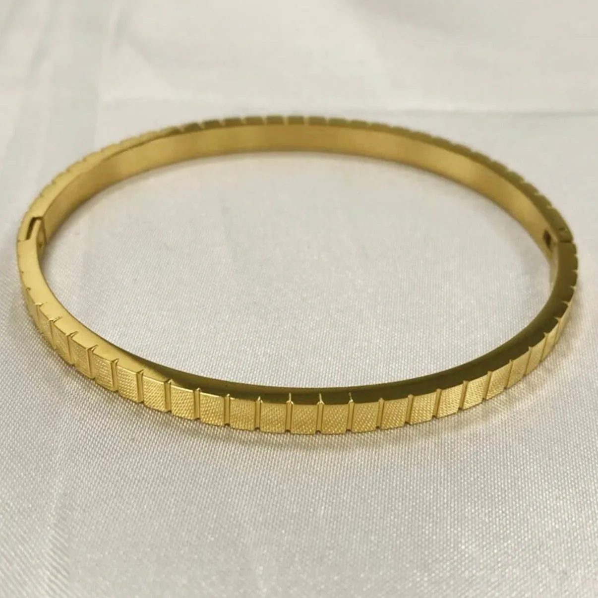Textured Stainless Steel Bangle Bracelet - Gold