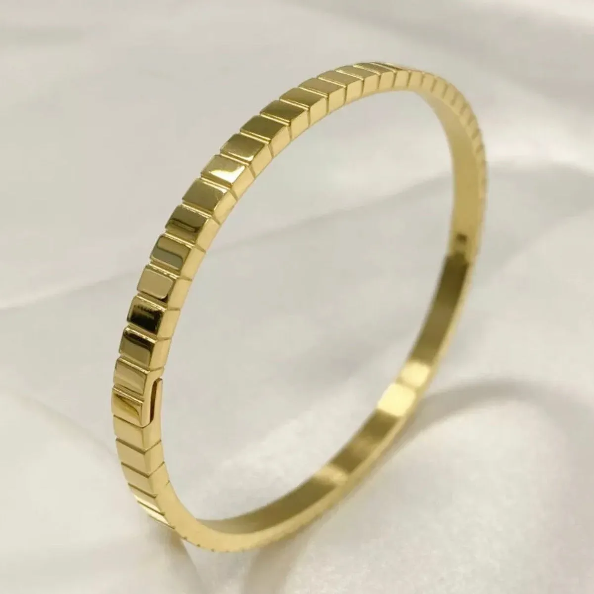 Textured Stainless Steel Bangle Bracelet - Gold