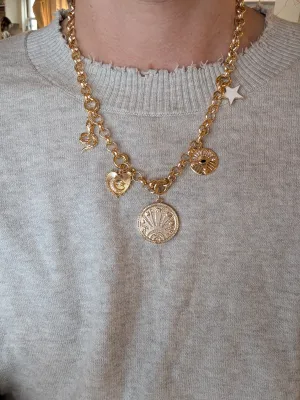 the shine on curated necklace