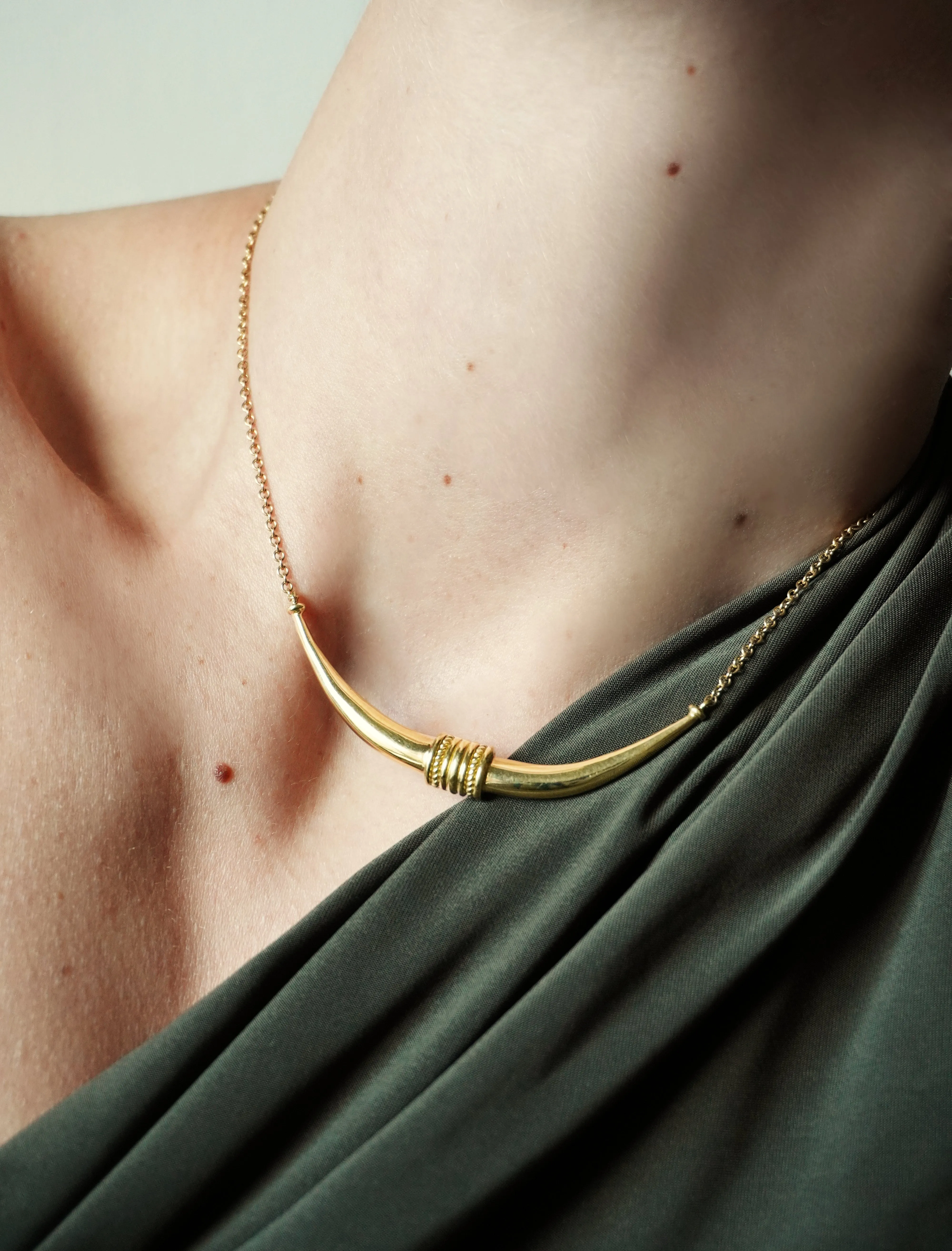 Toka-Leya Necklace - Yellow Gold