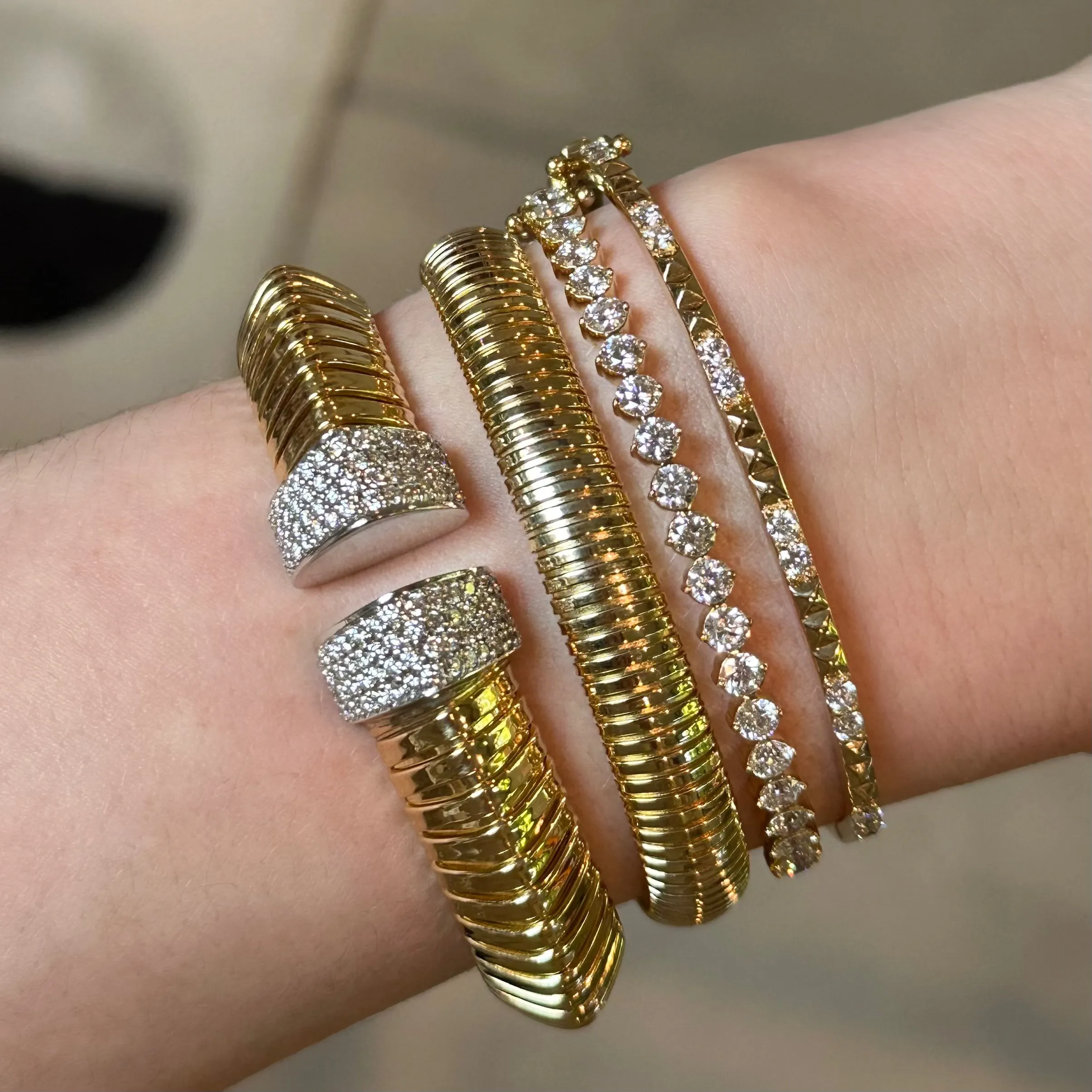 Two-Prong Diamond Rounds Bangle Bracelet