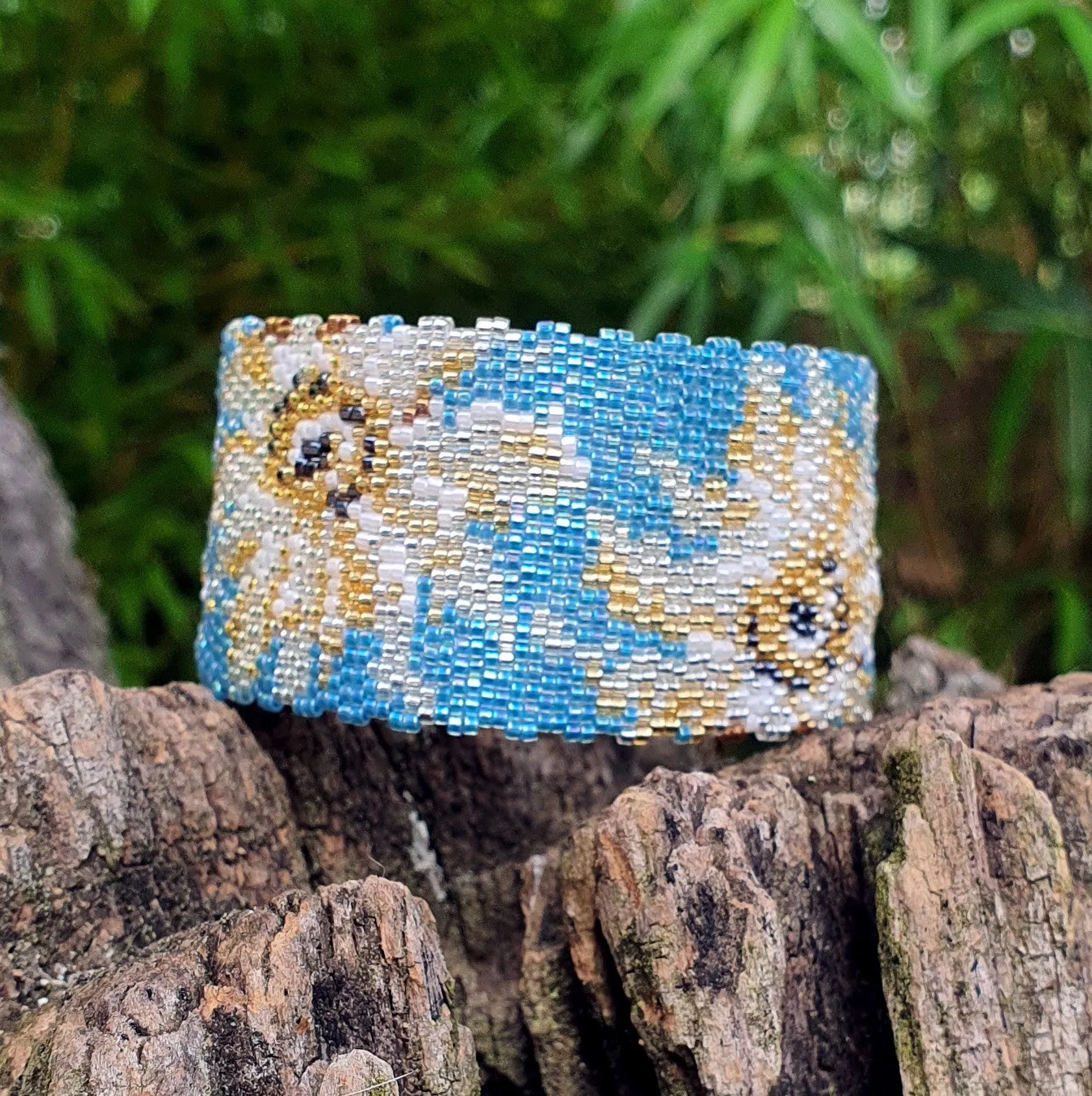 Vertical Peyote Pattern - Bracelet DALHIA