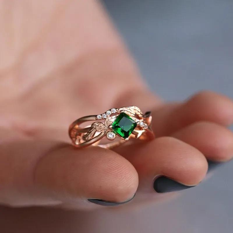Vintage Emerald Gemstone Ring Women Band Engagement Jewelry