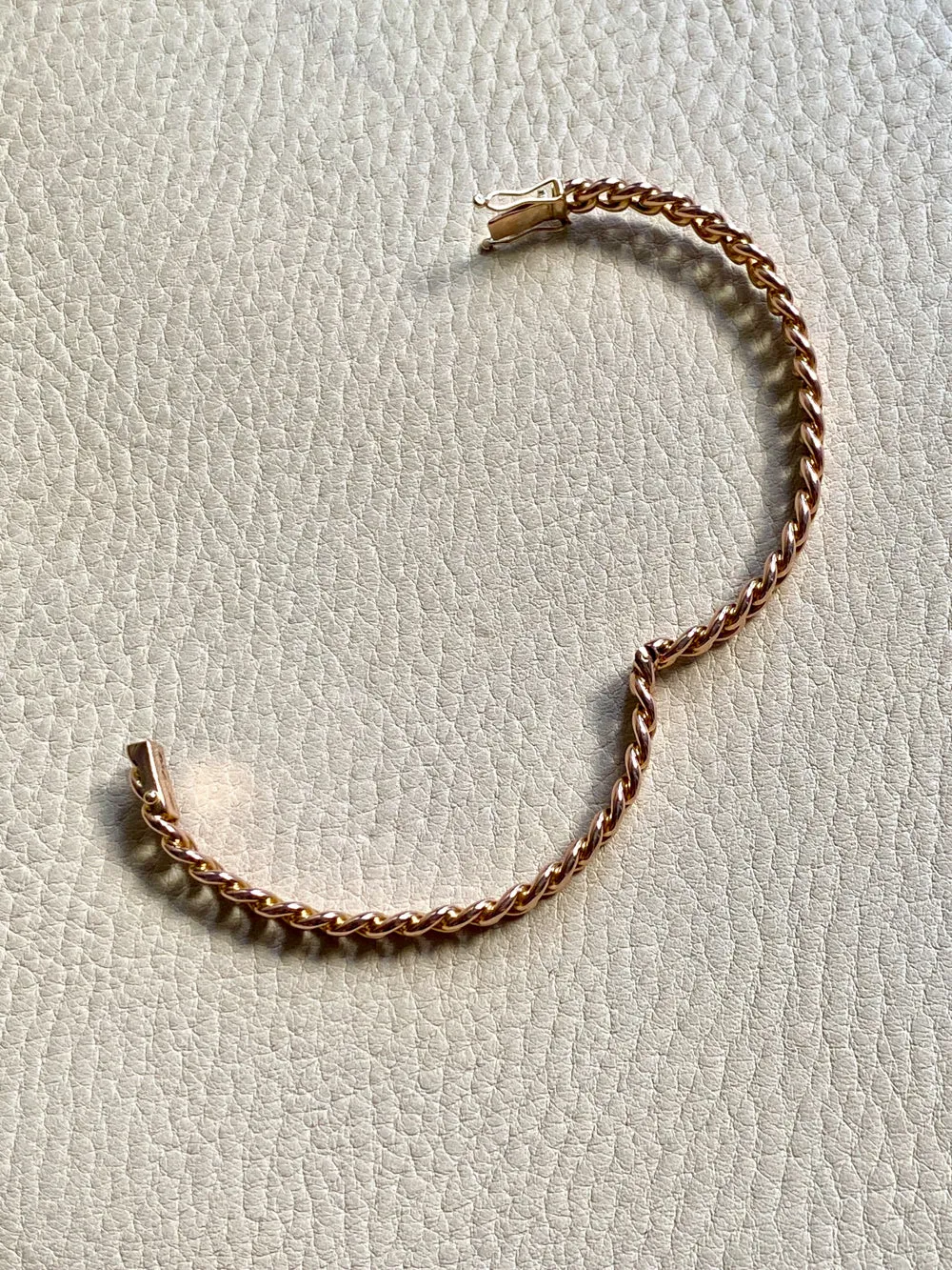 Vintage Rigid Curb Link Hinged Bangle Bracelet in Rosy 14k Gold - 6.75 inch interior
