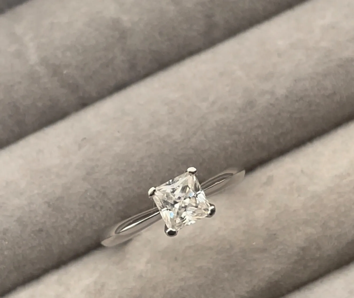 VVS1 1.0 CARAT Moissanite Engagement Ring | Princess Cut Engagement Ring | Womens Wedding Ring | Moissanite Ring |  Solitaire Diamond Ring
