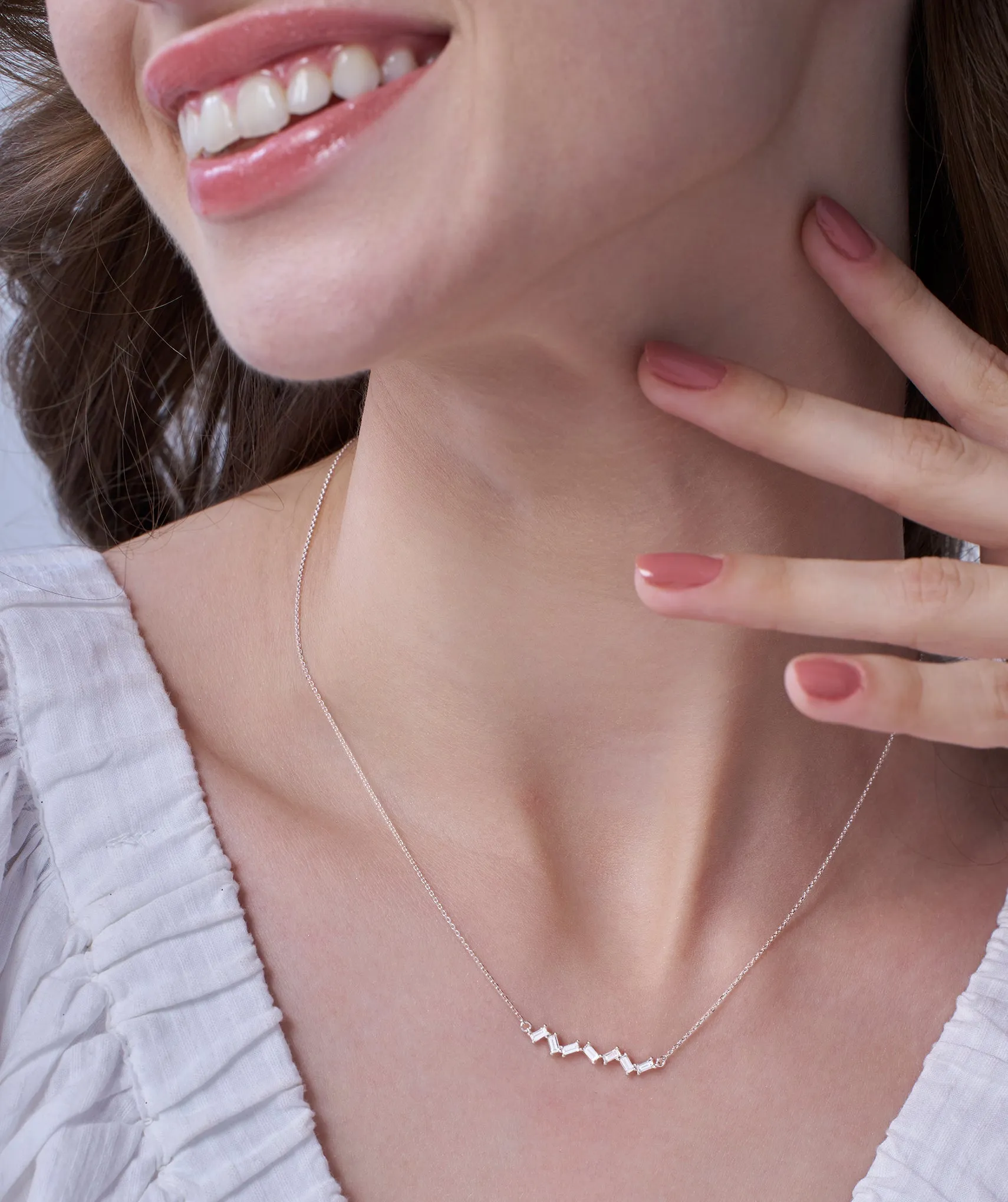 Zig Zag Shine Diamond Necklace